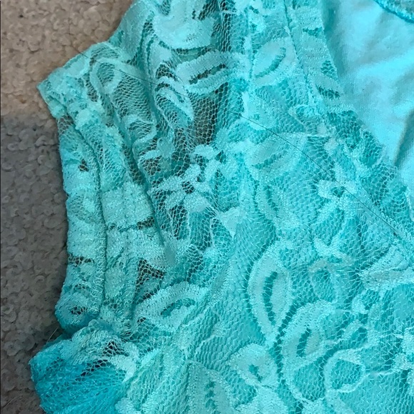 Lace t-shirt - Picture 5 of 9